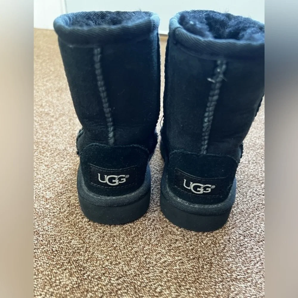UGG Classic Black Boots  size - 7 Infant